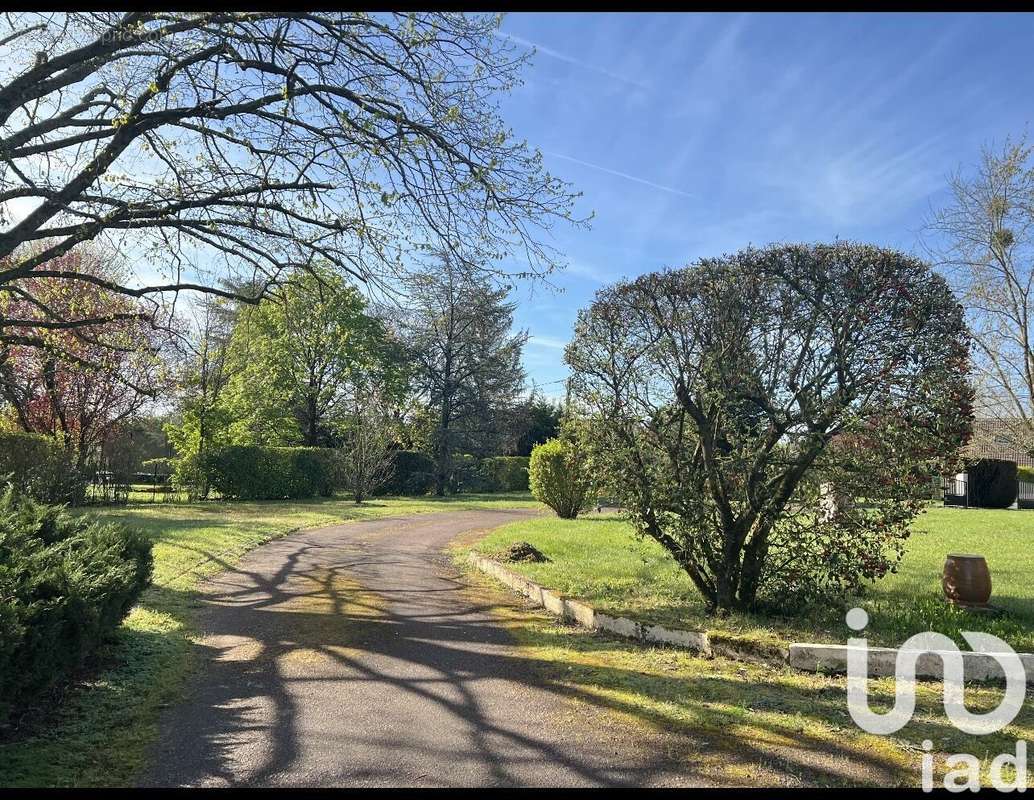 Photo 2 - Maison à CERANS-FOULLETOURTE