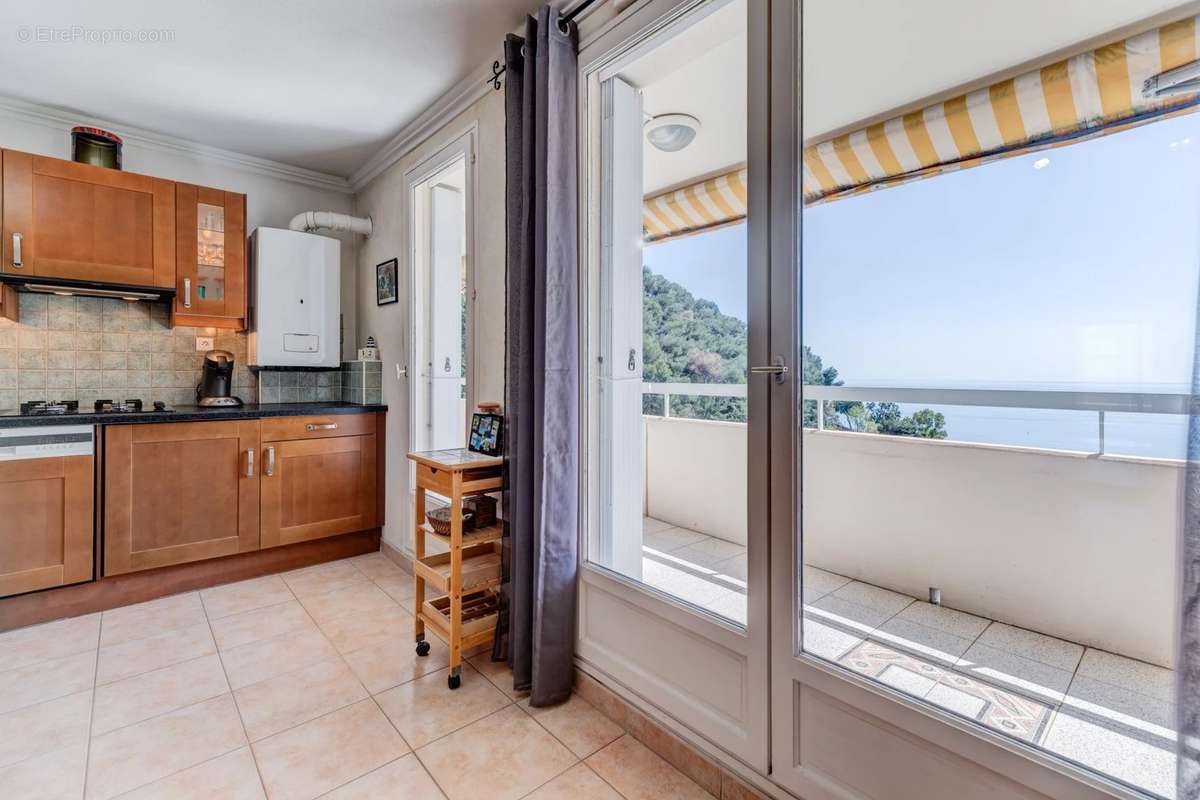 Appartement à ROQUEBRUNE-CAP-MARTIN