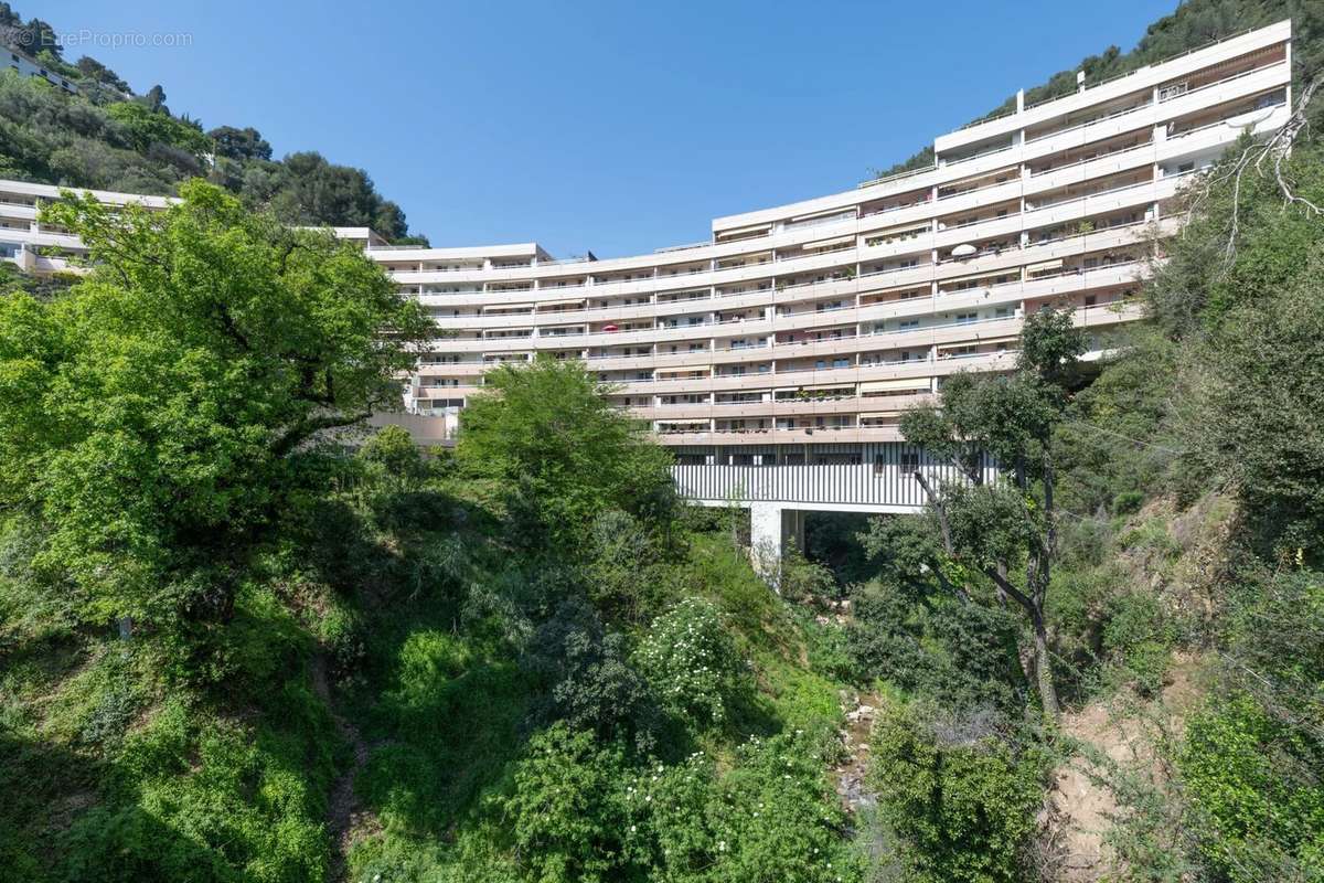 Appartement à ROQUEBRUNE-CAP-MARTIN