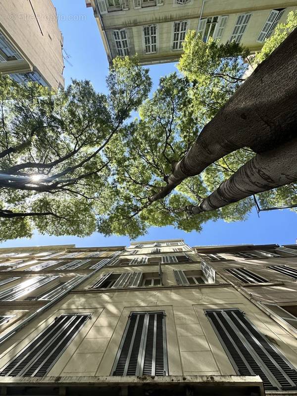 Facade copropriéte - Appartement à MARSEILLE-1E