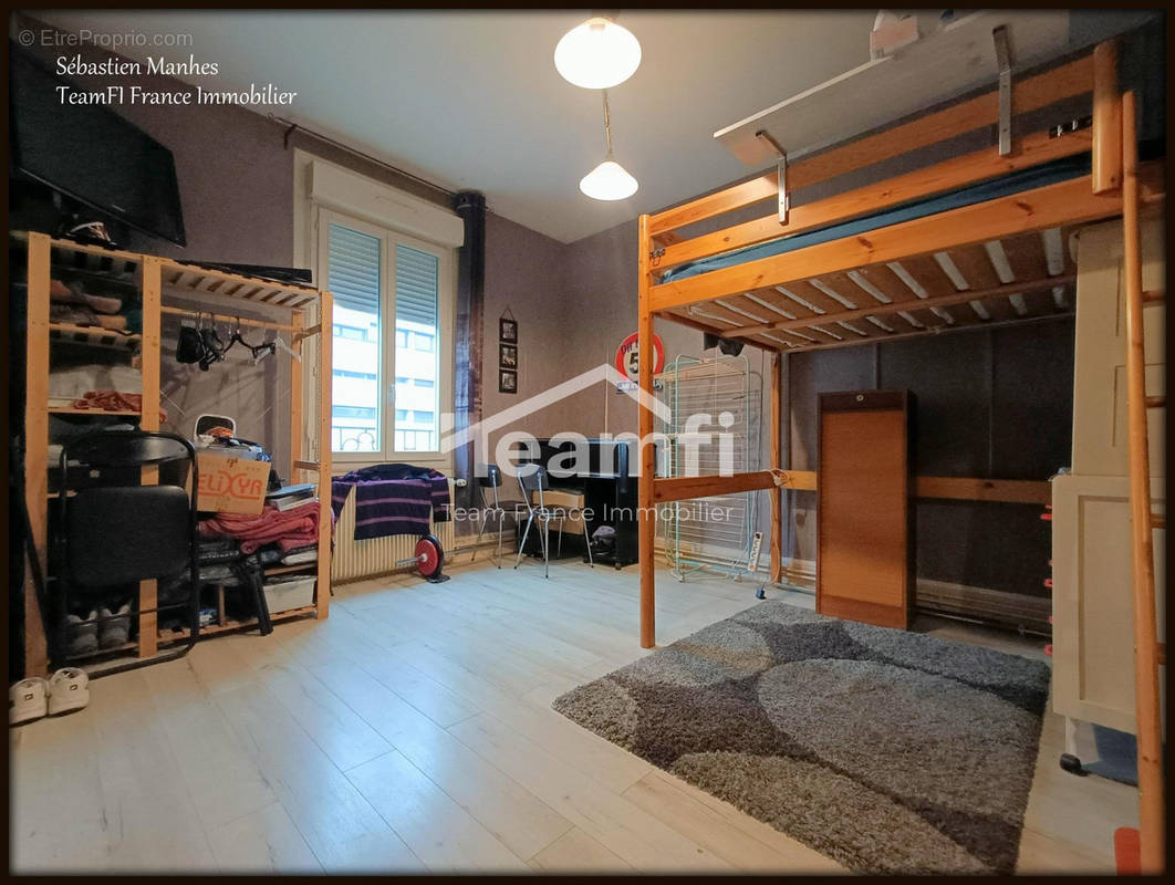 Appartement à THIERS