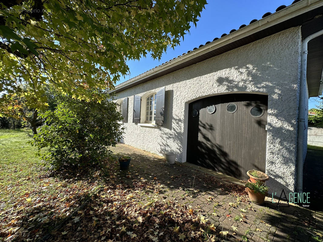 Maison à SAINT-LAURENT-MEDOC