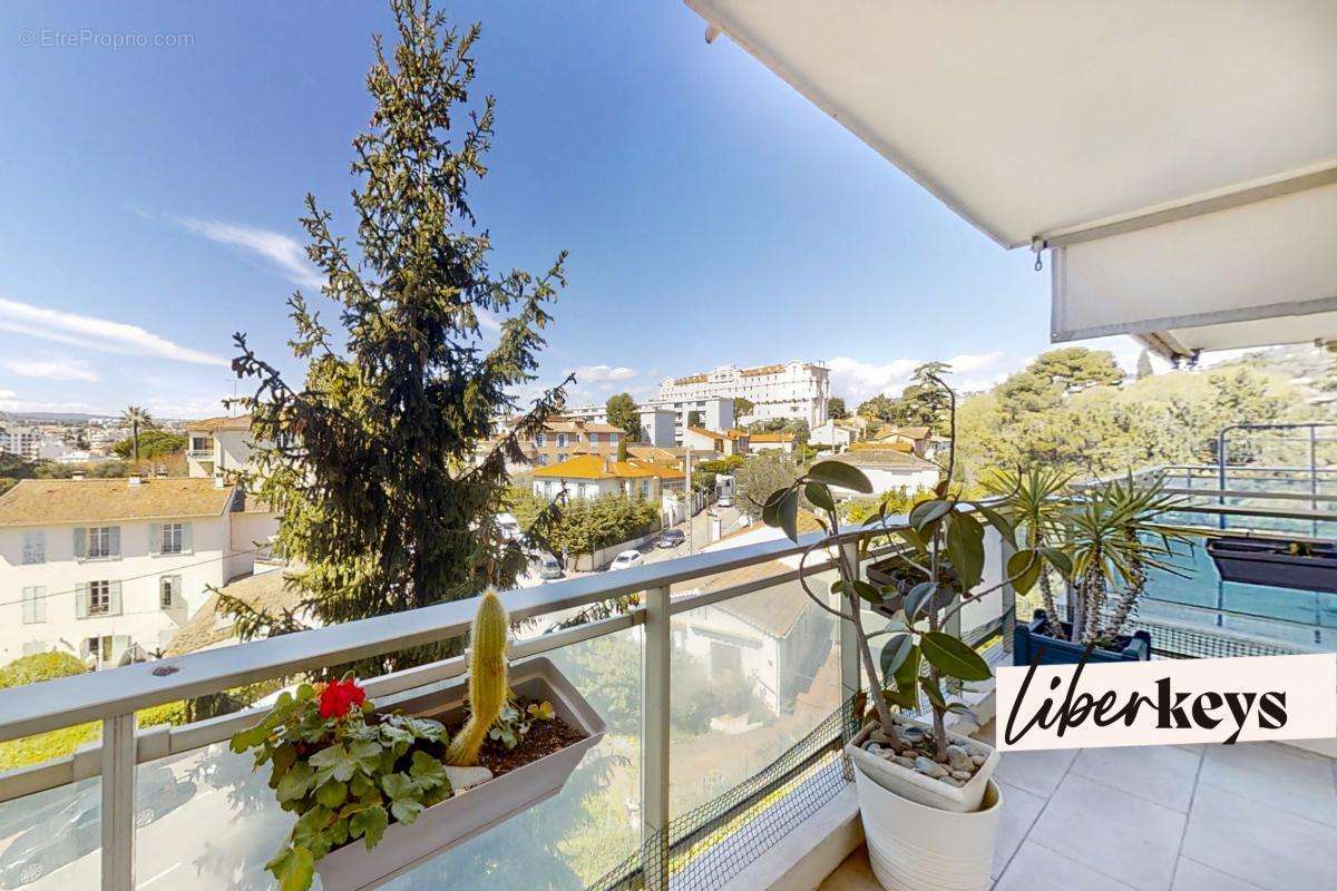 Appartement à CANNES