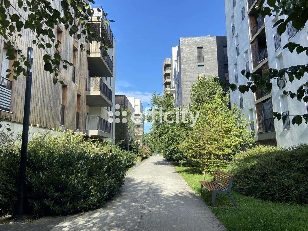 Appartement à BORDEAUX