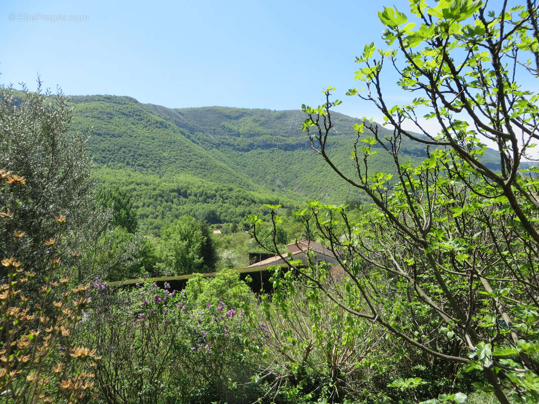 Maison à MOLIERES-CAVAILLAC