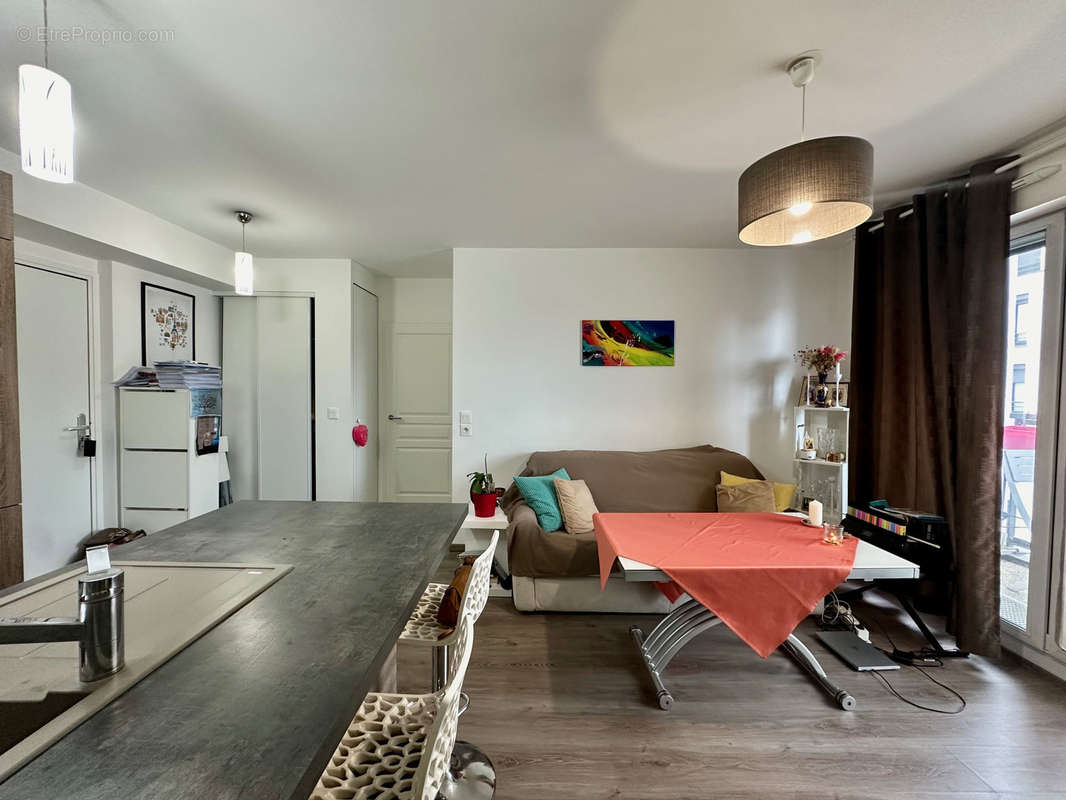 Appartement à ASNIERES-SUR-SEINE