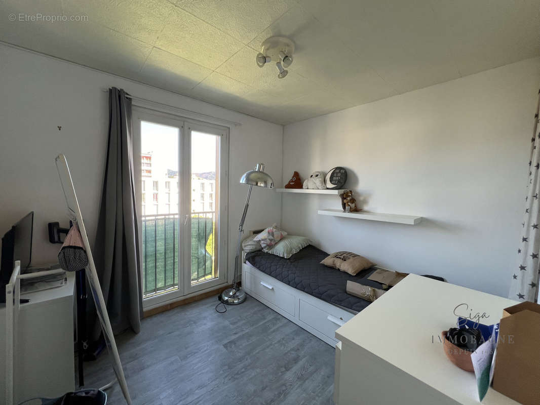 Appartement à AUBAGNE