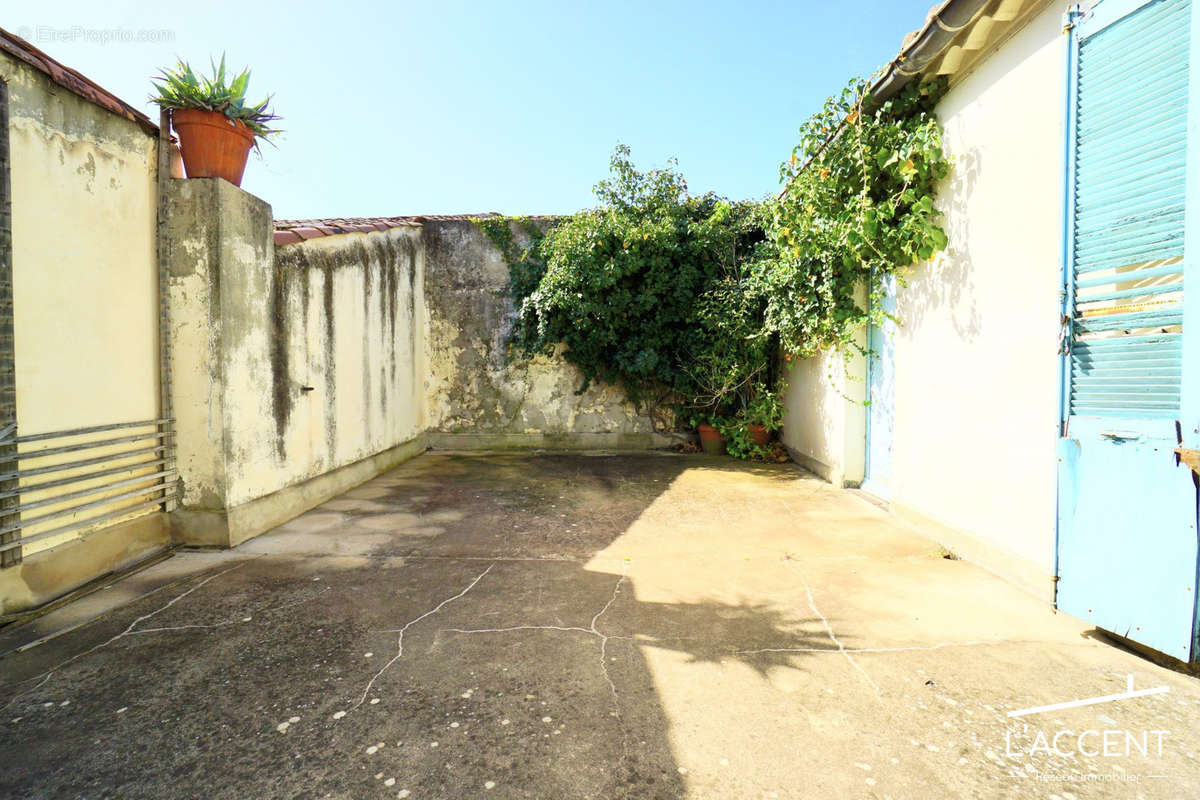 Maison à NIMES