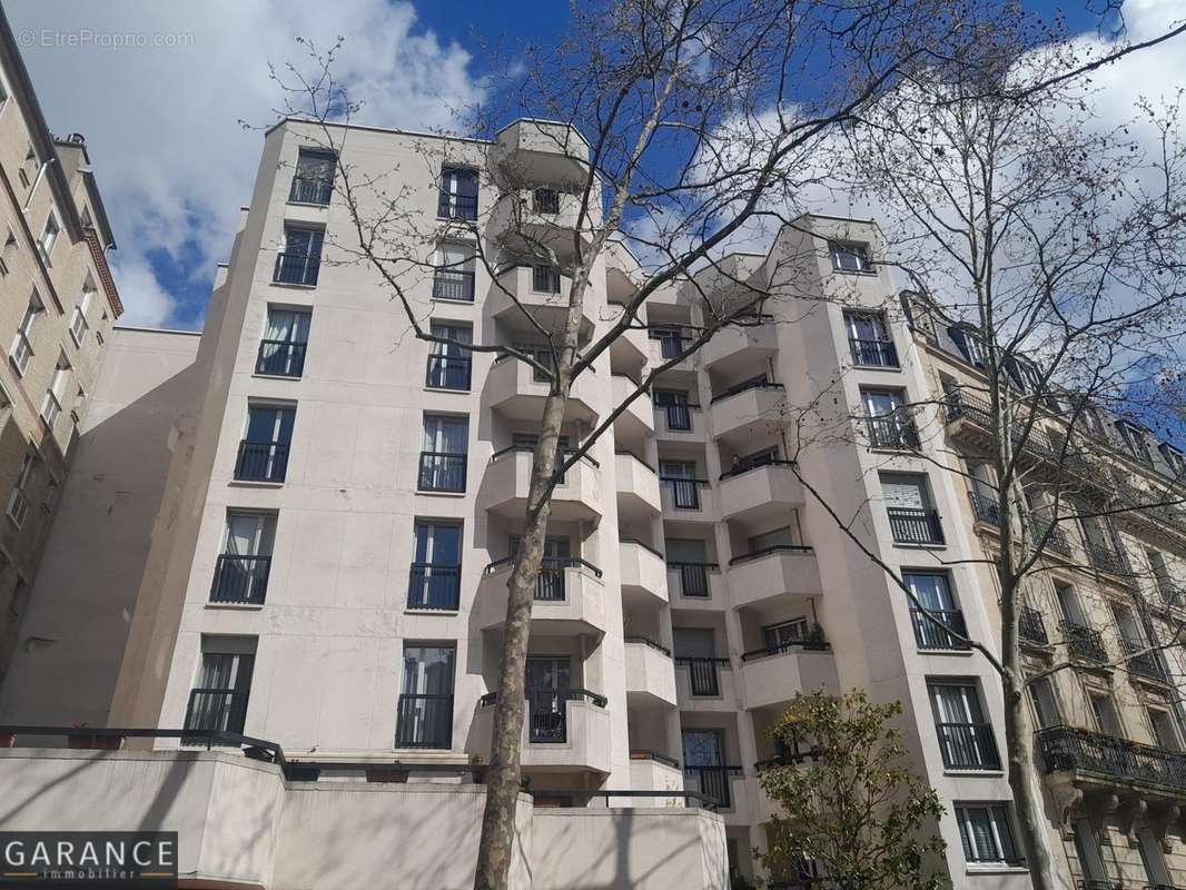 Appartement à PARIS-12E