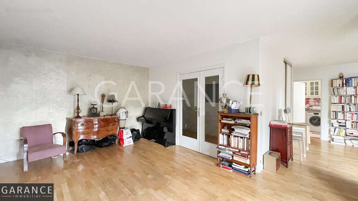 Appartement à PARIS-12E