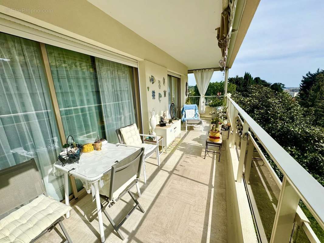 Appartement à CANNES