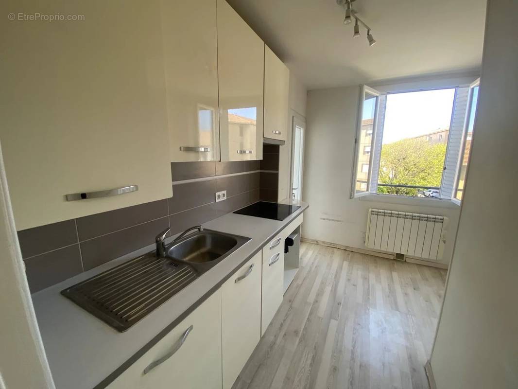 Appartement à NIMES