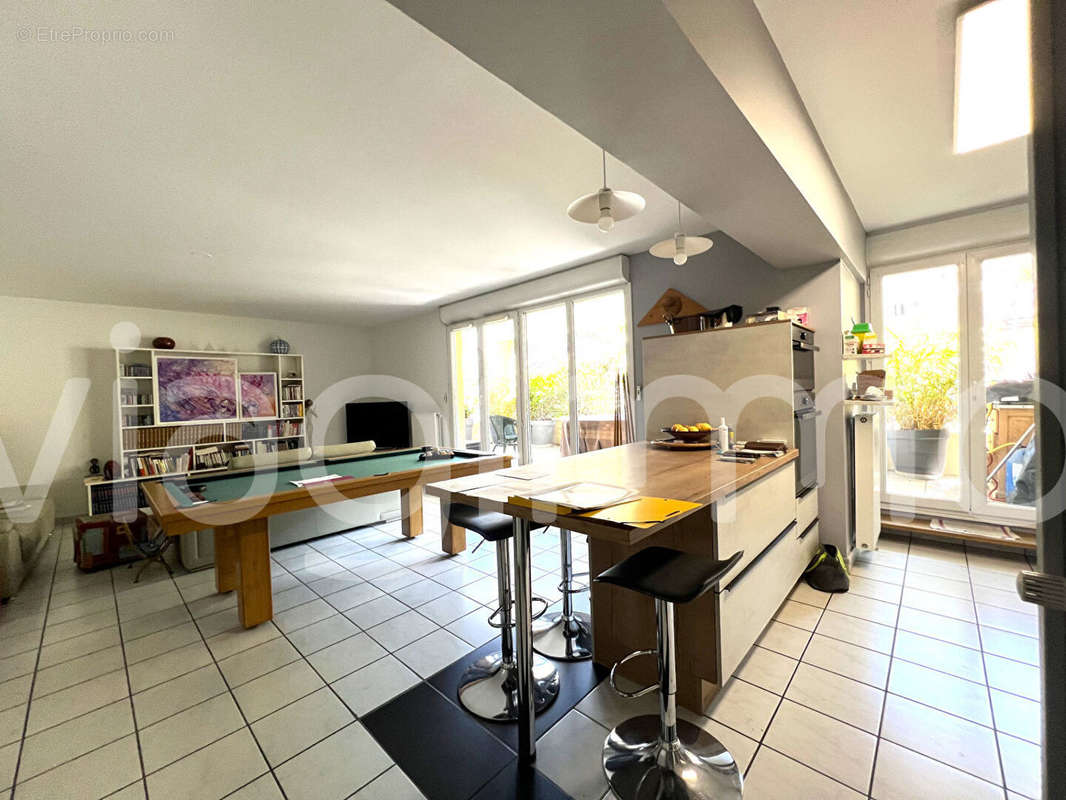 Appartement à BOURGOIN-JALLIEU