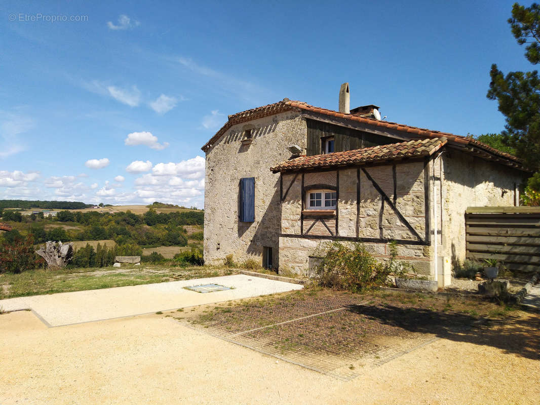 Maison à PRAYSSAS