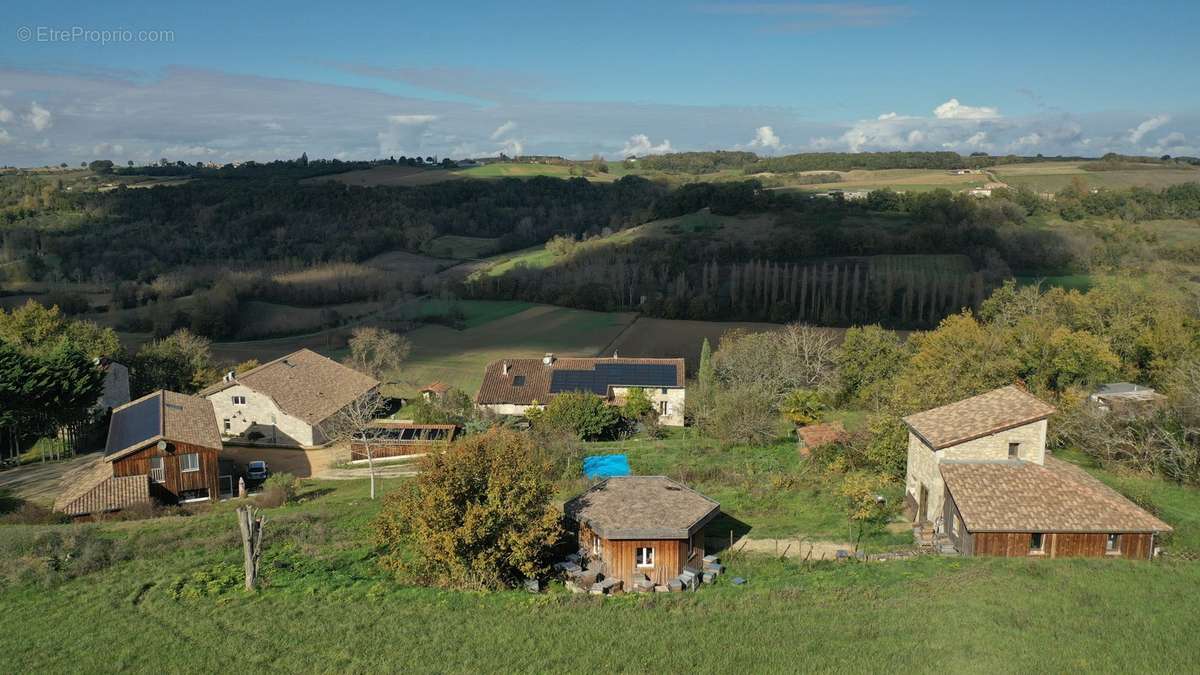 Maison à PRAYSSAS