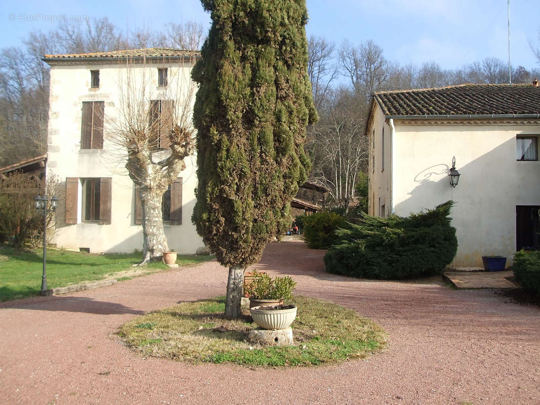 Maison à SAINTE-MARTHE