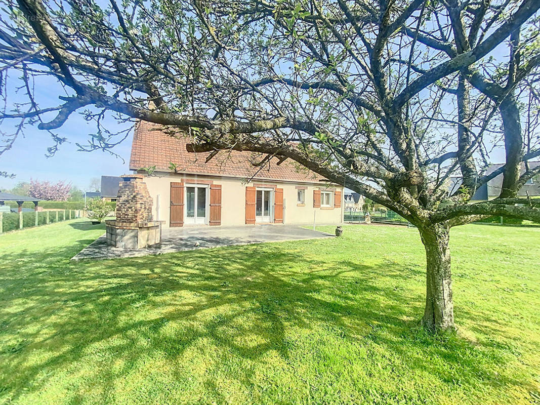 Maison à BOURG-ACHARD