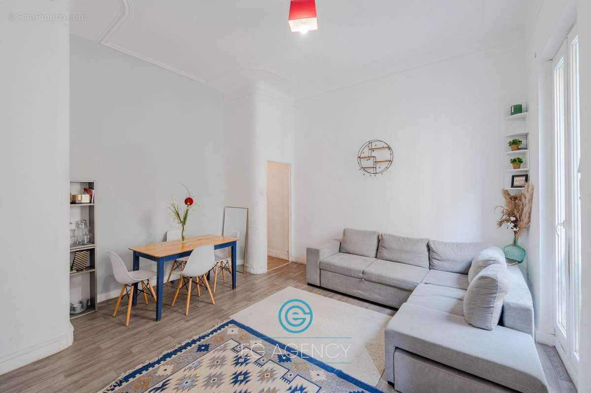 Appartement à MARSEILLE-2E