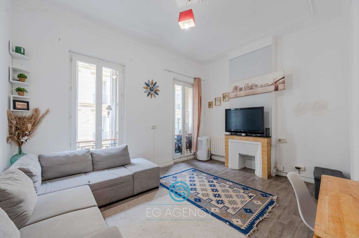 Appartement à MARSEILLE-2E