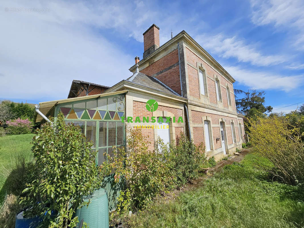 Maison à MONGAUZY