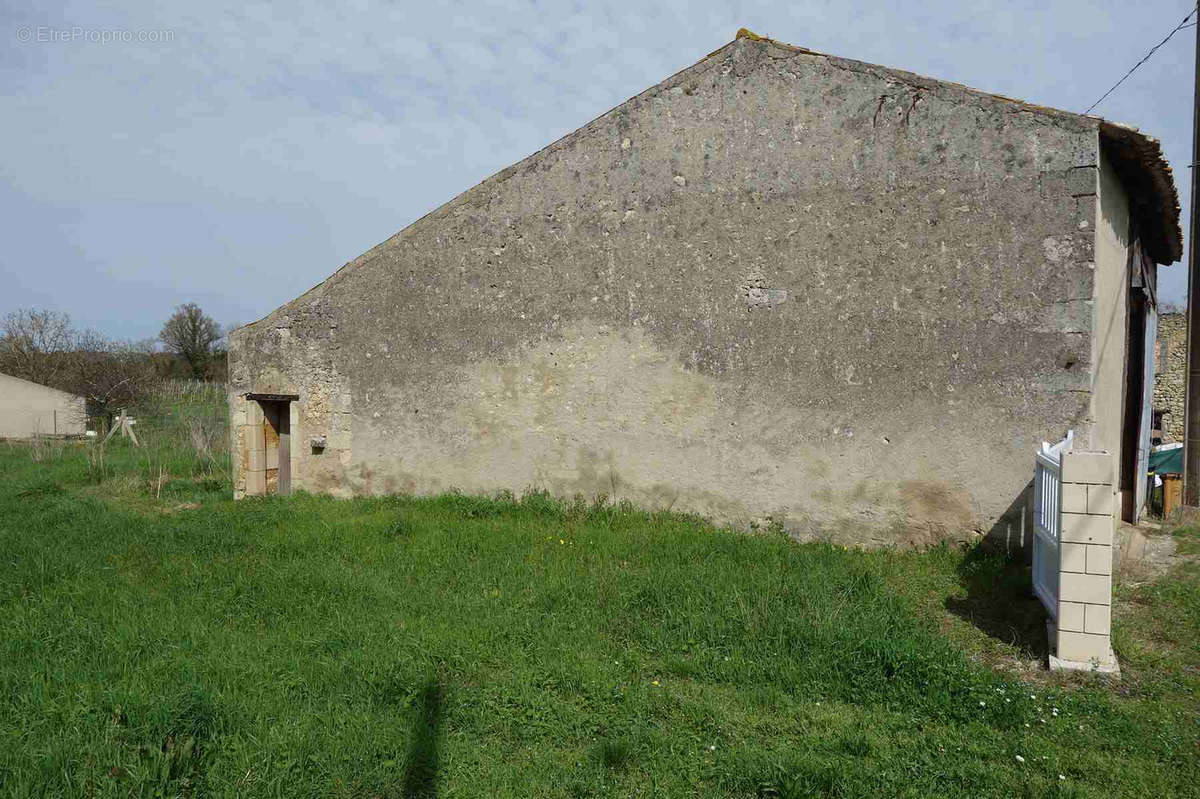 Maison à SAINT-CIERS-SUR-GIRONDE