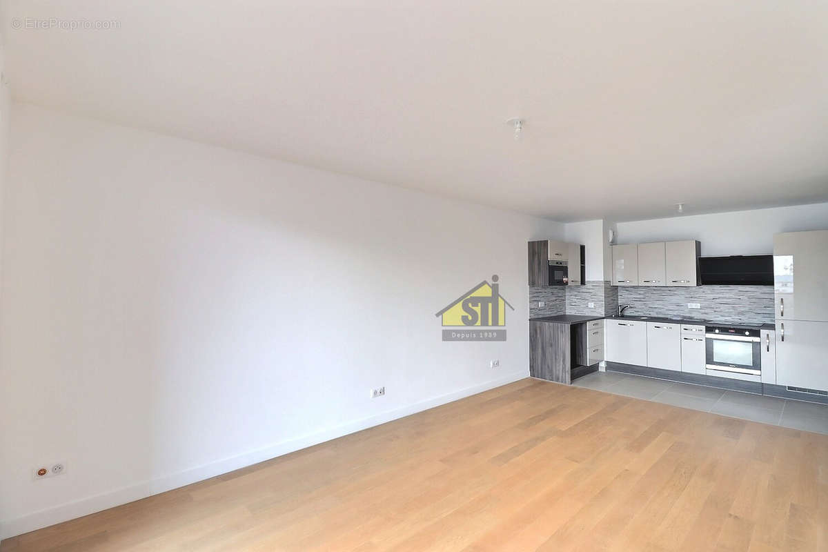 Appartement à ISSY-LES-MOULINEAUX