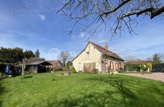 Maison à BRETEUIL