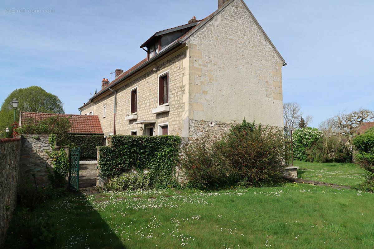 Maison à NEUILLY-EN-VEXIN