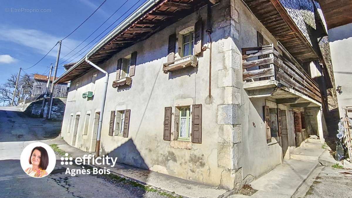 Maison à BOGEVE