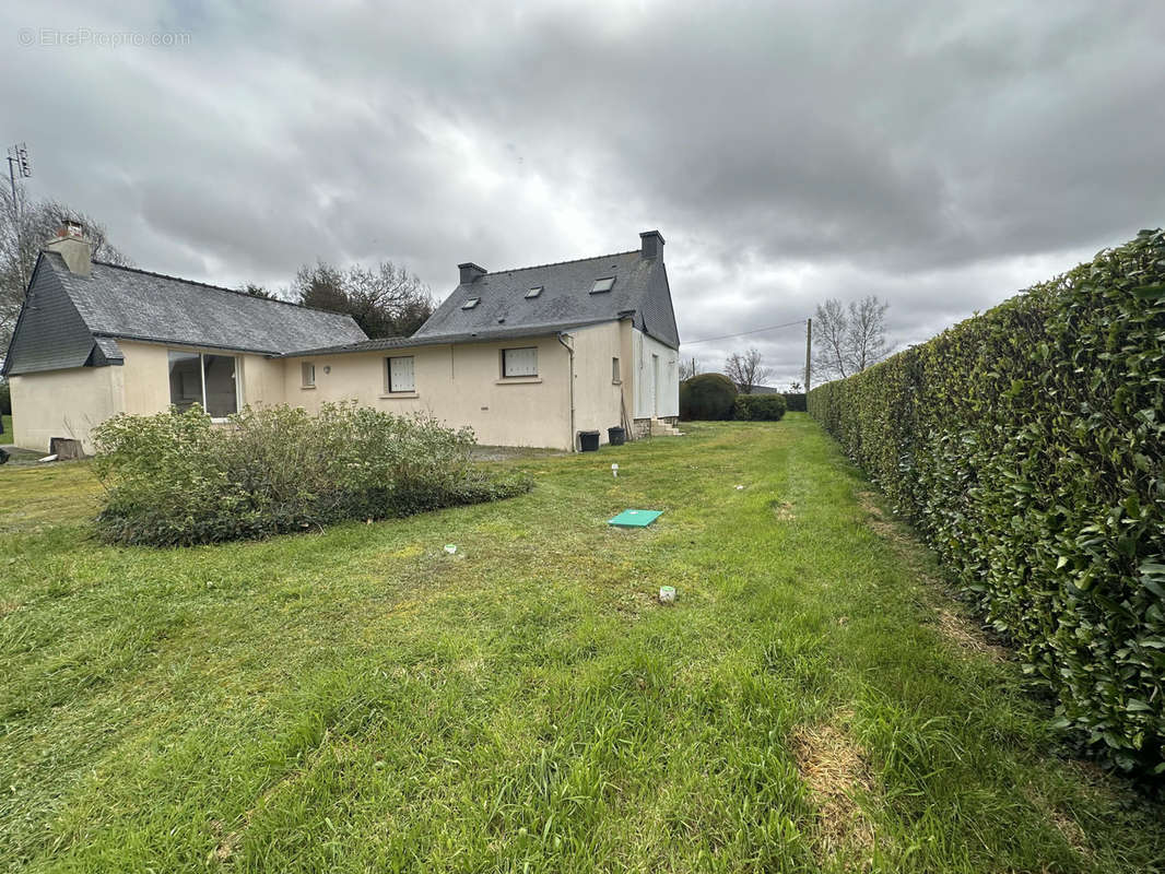 Maison à GUENIN