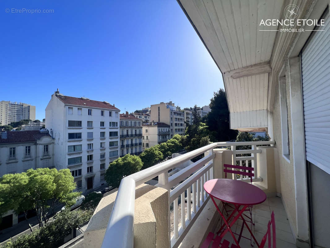 Appartement à MARSEILLE-8E