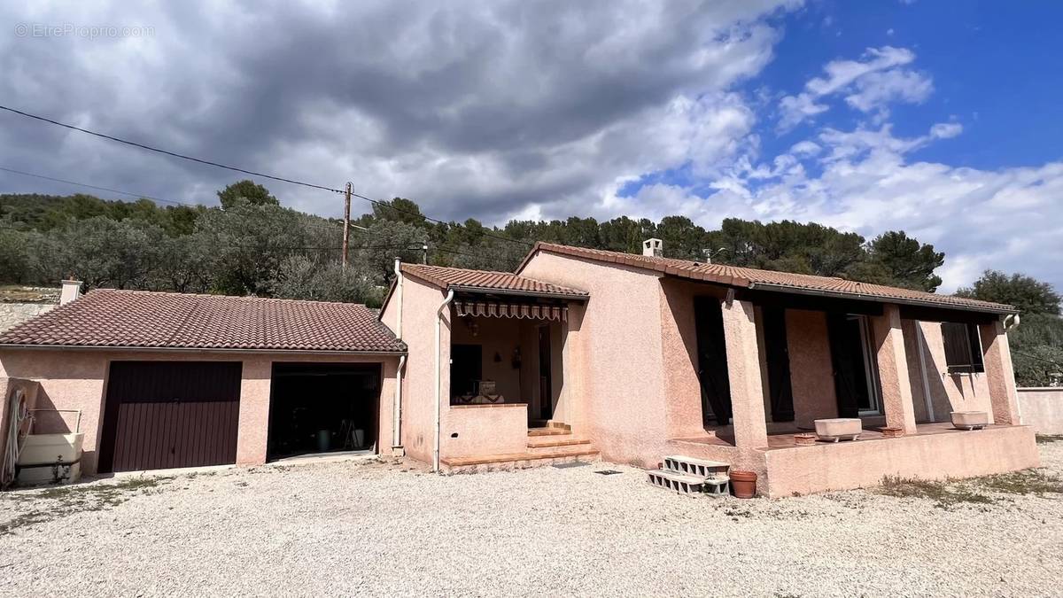 Maison à CLAVIERS