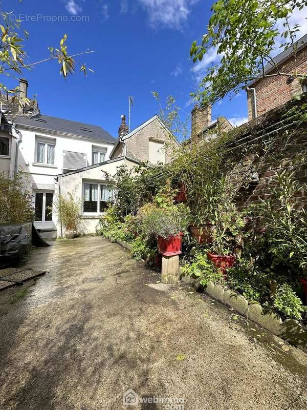 Coup de c½ur assuré pour cette maison de ville - Maison à LIESSE-NOTRE-DAME