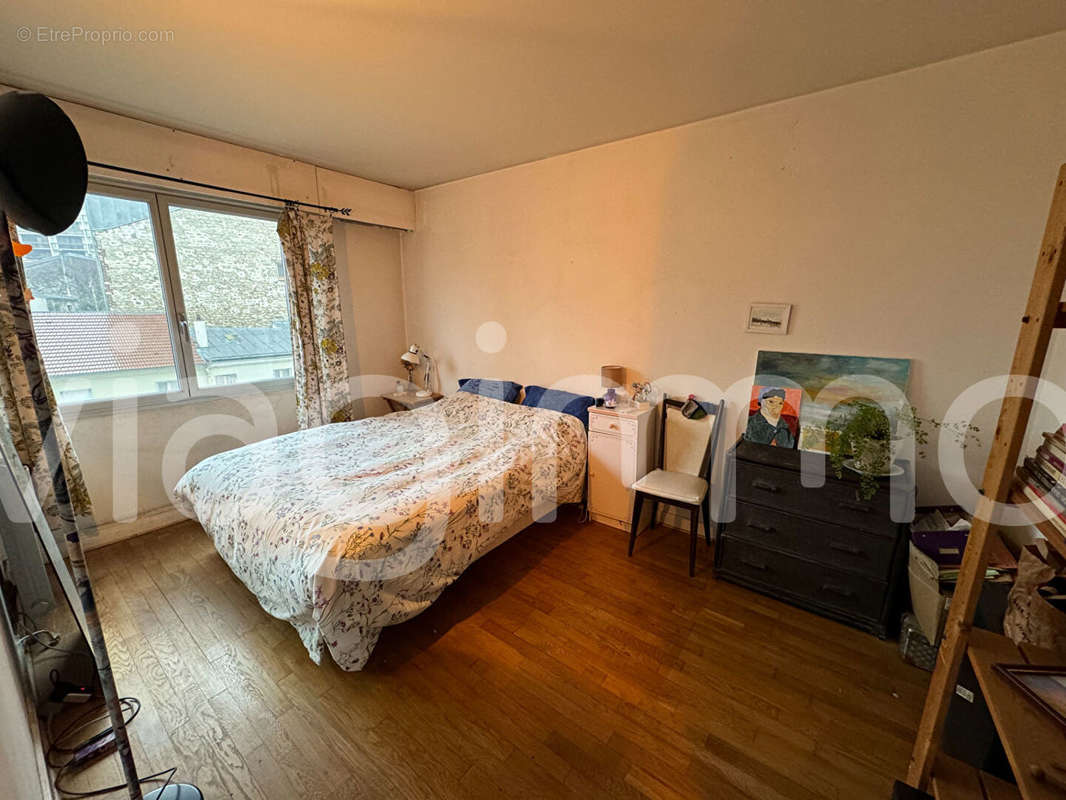 Appartement à PARIS-20E