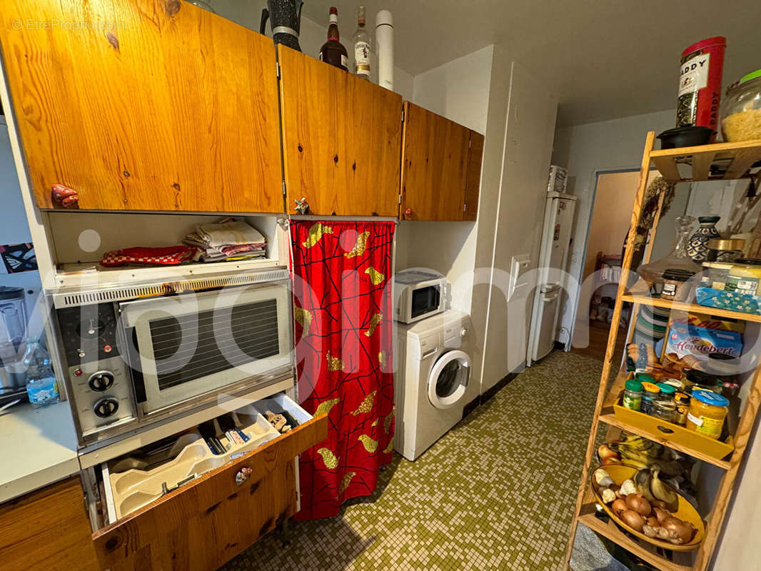 Appartement à PARIS-20E