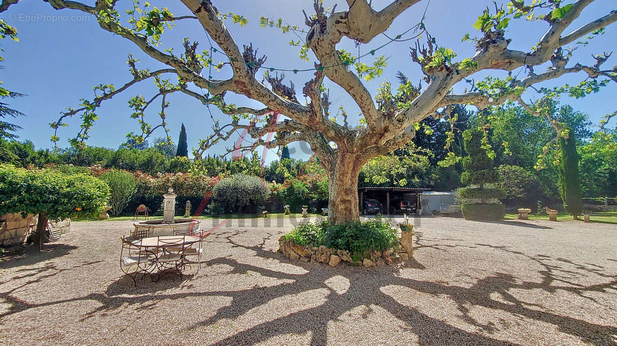 Maison à SAINT-REMY-DE-PROVENCE