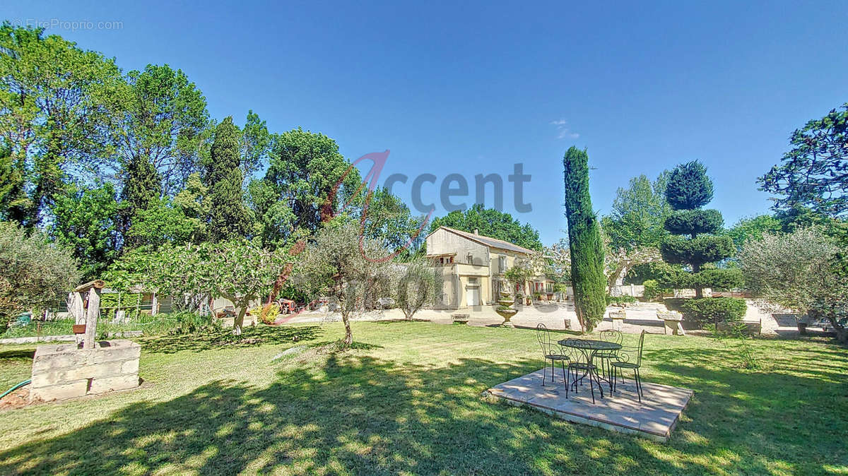 Maison à SAINT-REMY-DE-PROVENCE