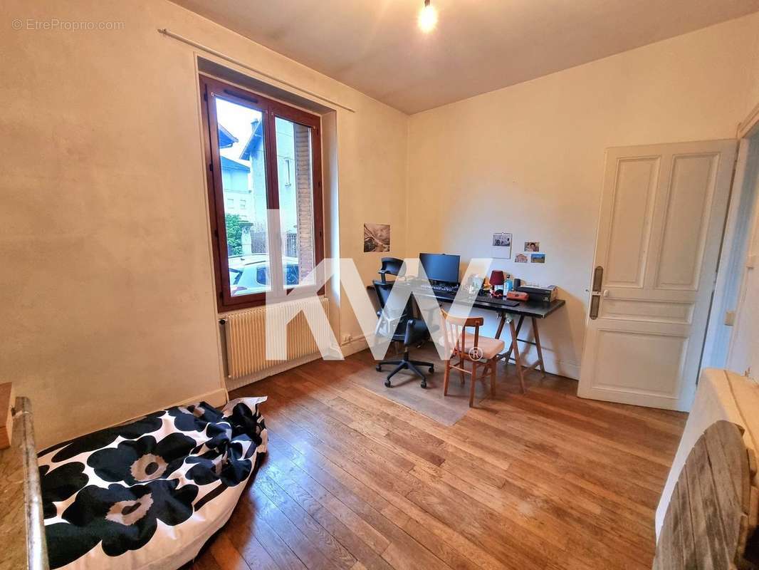 Appartement à AIX-LES-BAINS