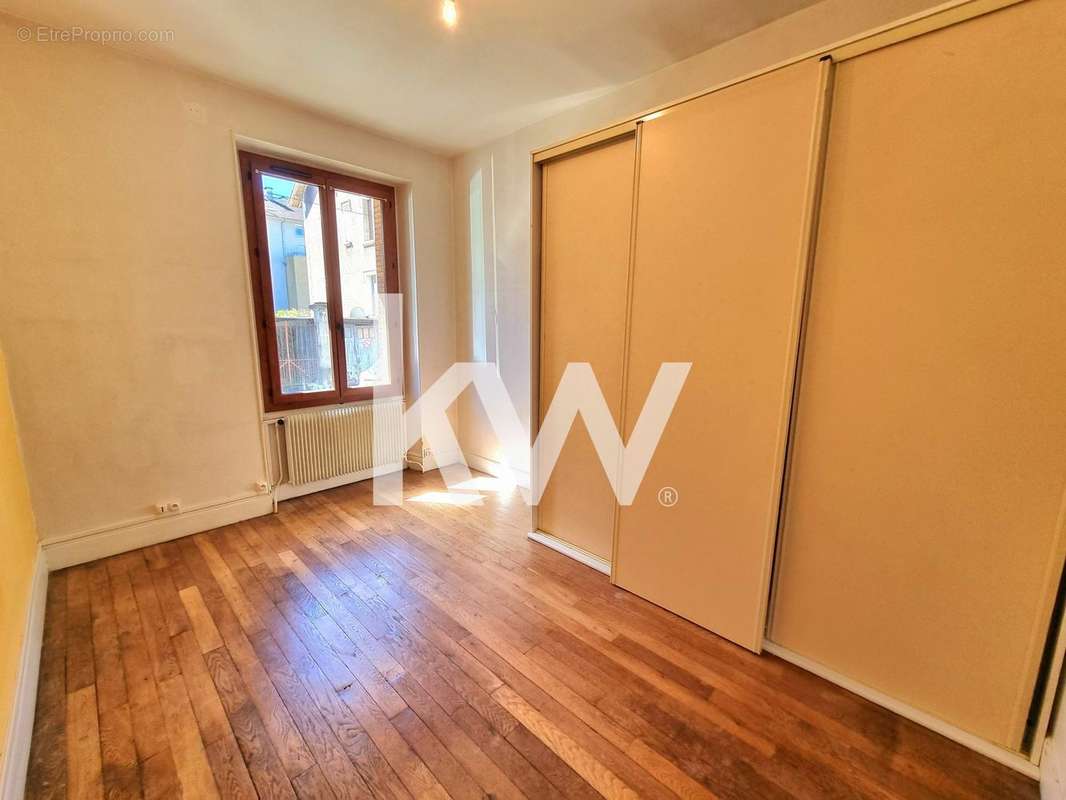 Appartement à AIX-LES-BAINS