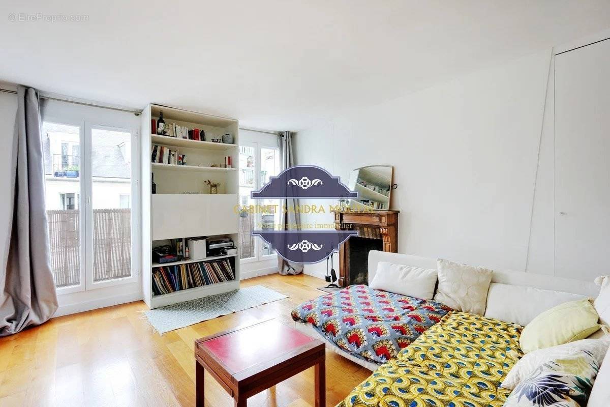 Appartement à PARIS-4E