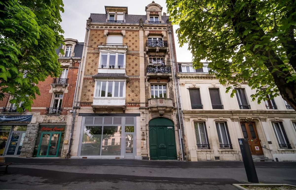 Appartement à CHARLEVILLE-MEZIERES