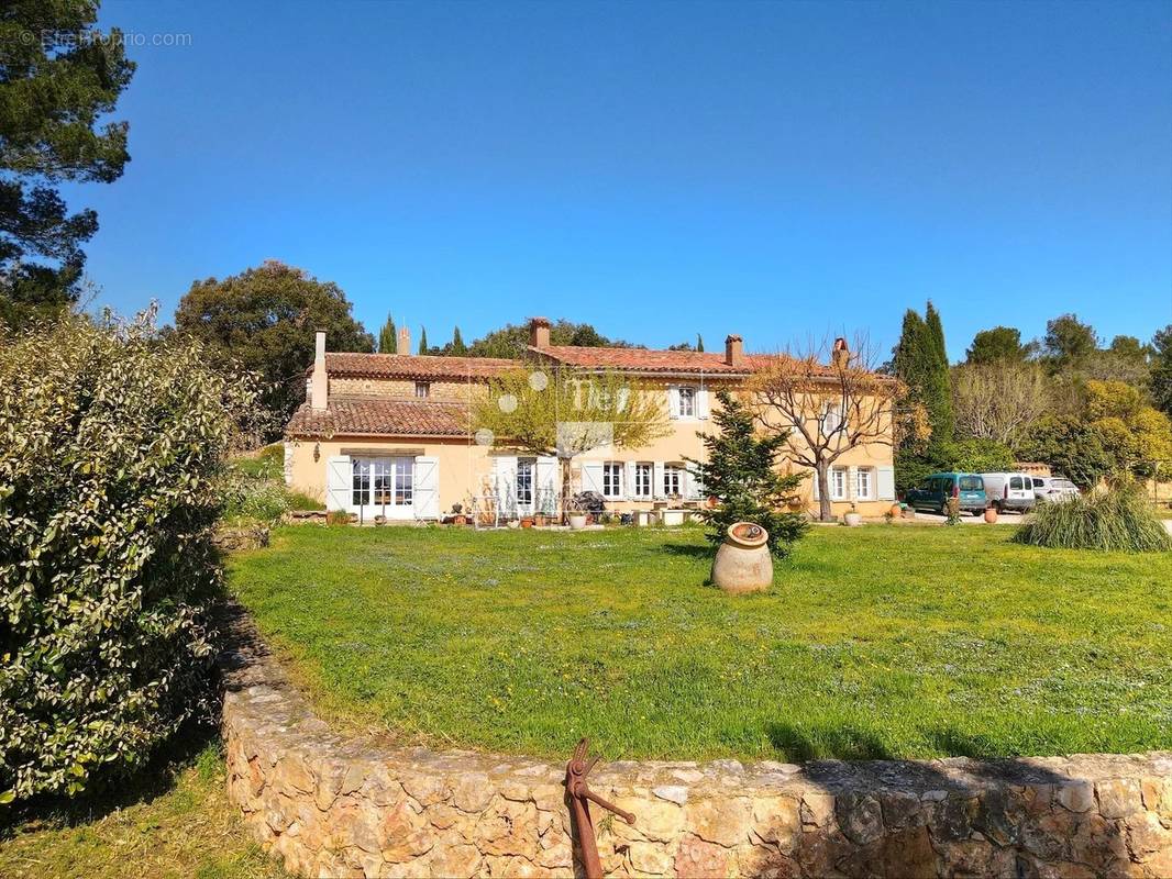 Maison à MOISSAC-BELLEVUE