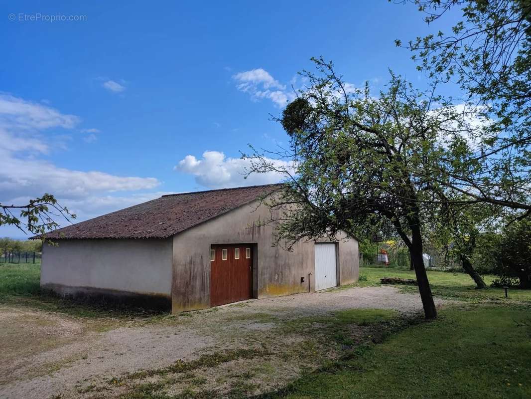 Maison à TART-LE-HAUT