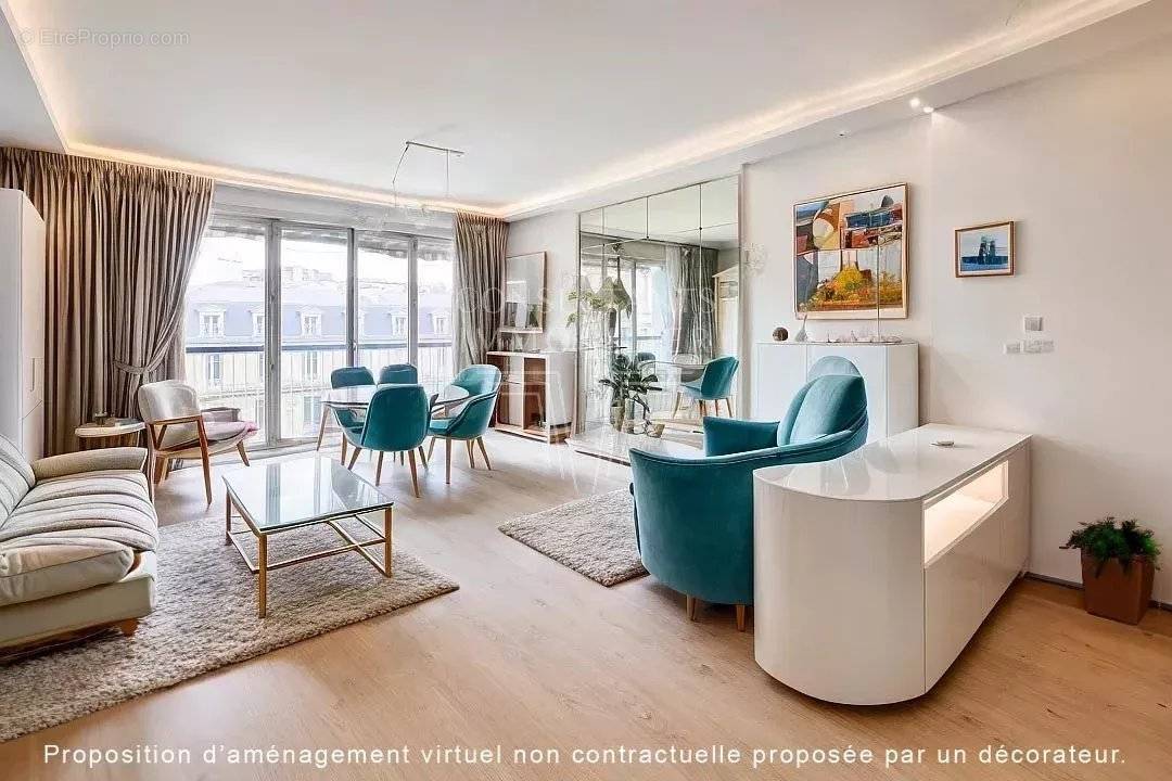 Appartement à PARIS-8E