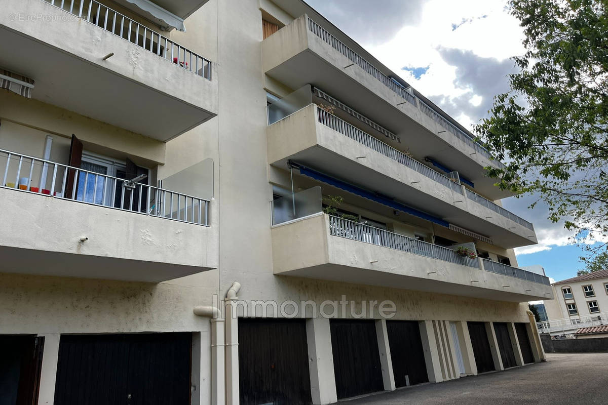 Appartement à GANGES