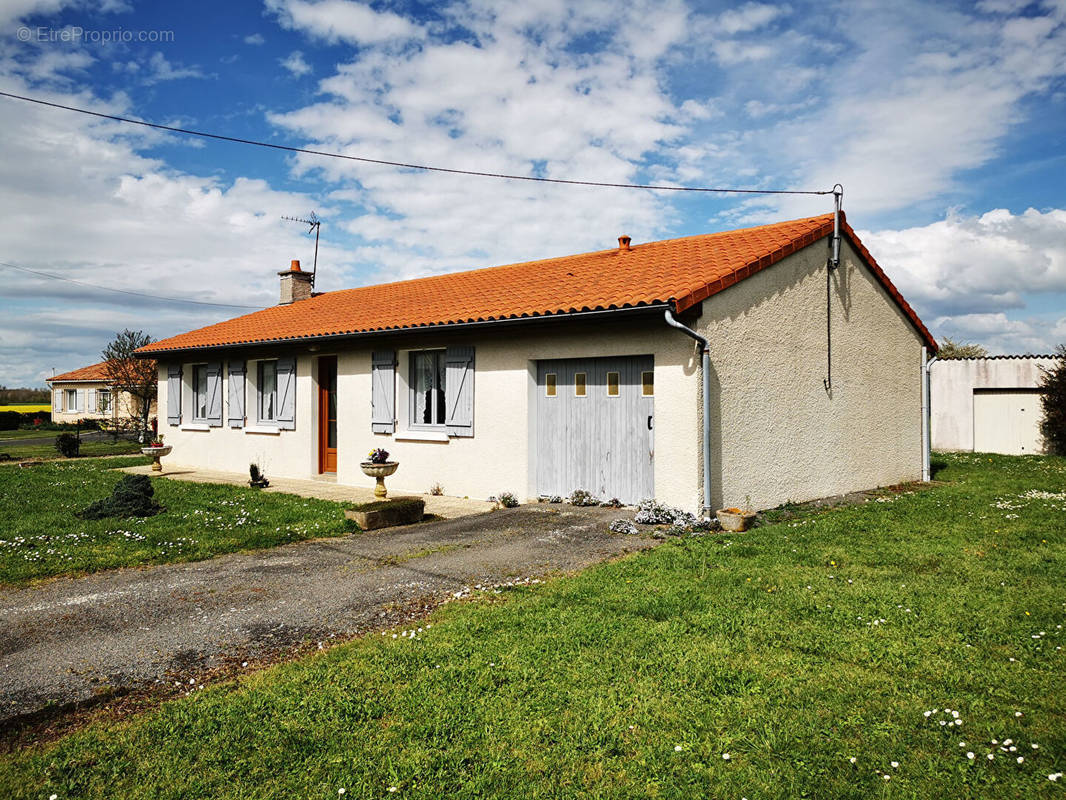 Maison à ROMAGNE