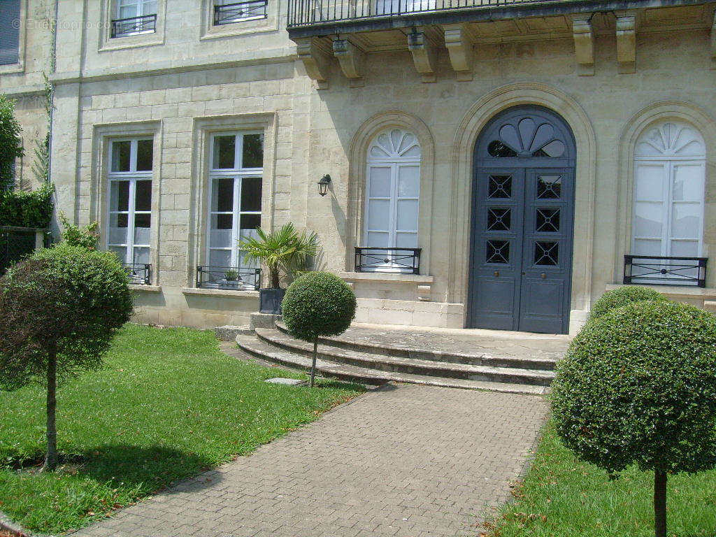 Appartement à BORDEAUX