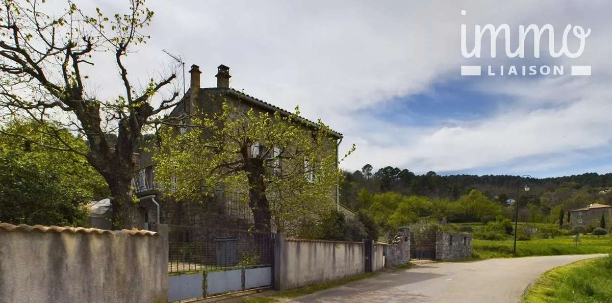 Maison à COURRY