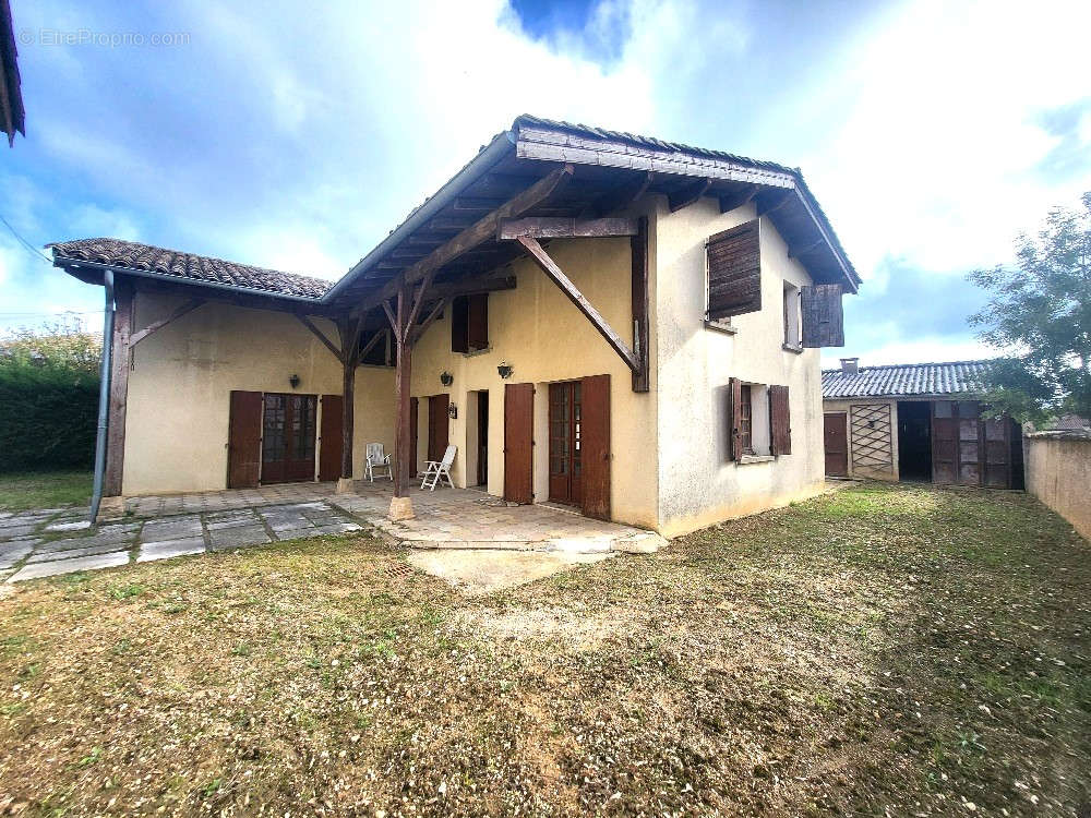 Maison à SAINT-DIDIER-SUR-CHALARONNE