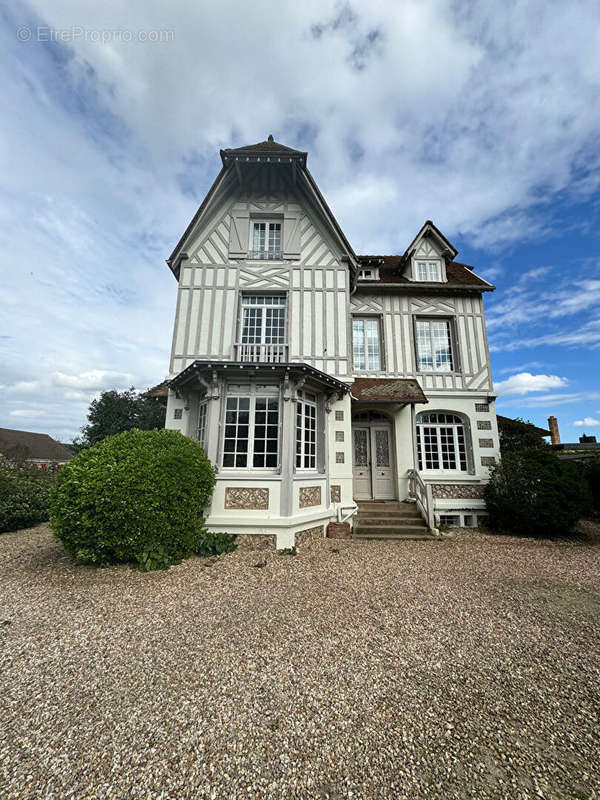 Maison à TOURVILLE-LA-RIVIERE